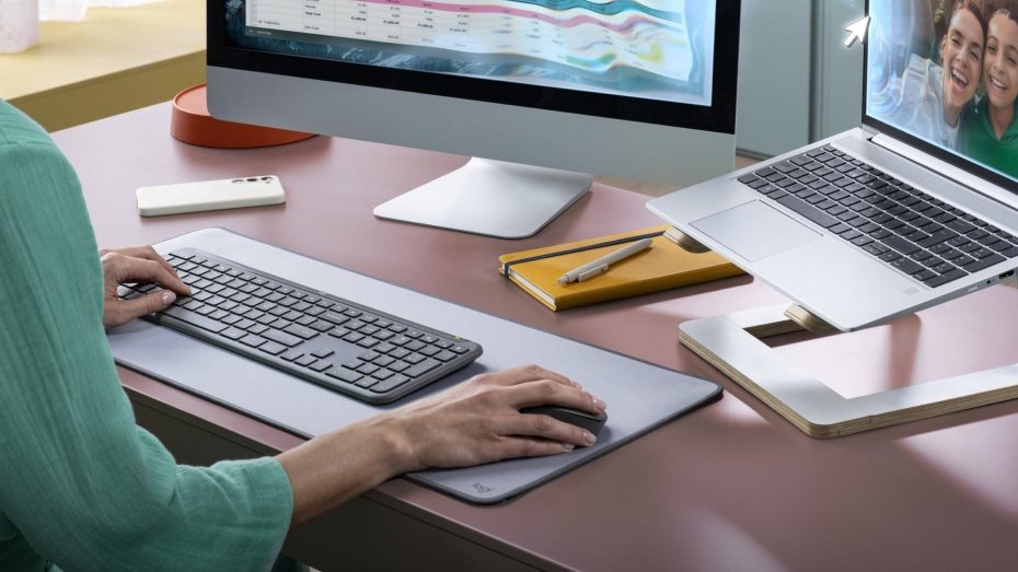 Logitech MK950 billentyűzet+egér szett