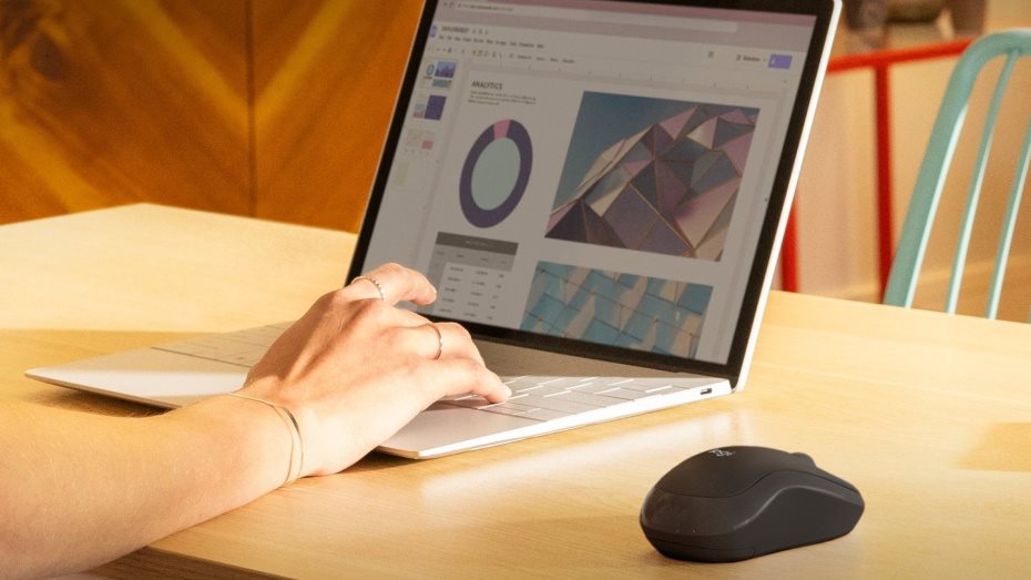 Logitech M240 csendes Bluetooth egér grafit