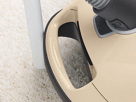 Miele Complete C3 Allergy PowerLine SGFF4 porszívó védőrúddal