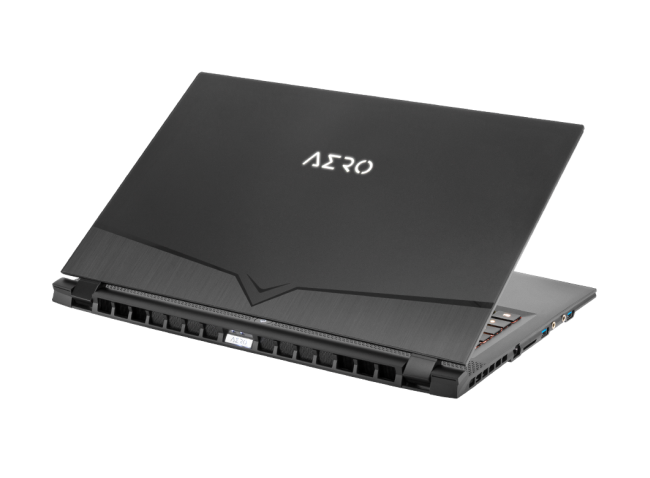 GIGABYTE AERO 17