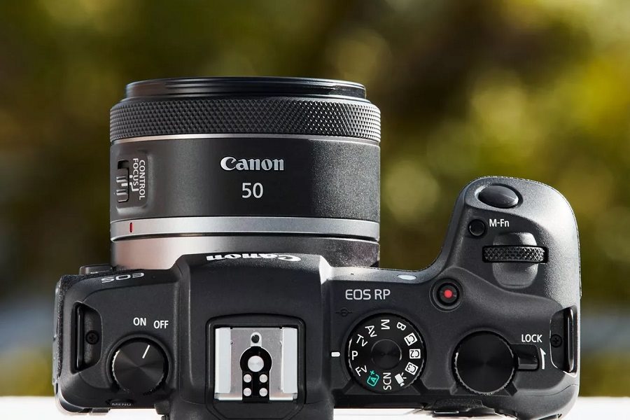 Canon RF 50mm f/1.8 STM objektív