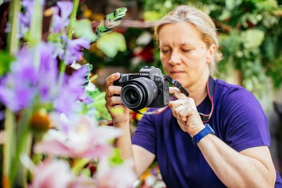 Canon RF 35mm f/1.8 Makró IS STM objektív