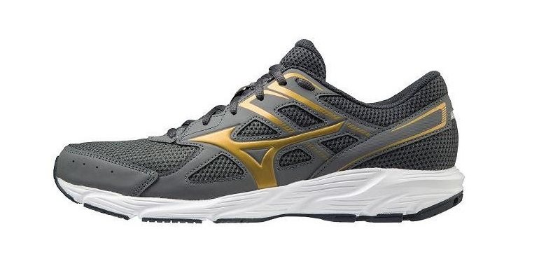 Mizuno Spark 6