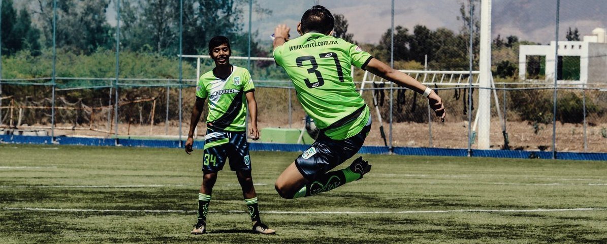 Nike Phantom Vision 2 Academy MG