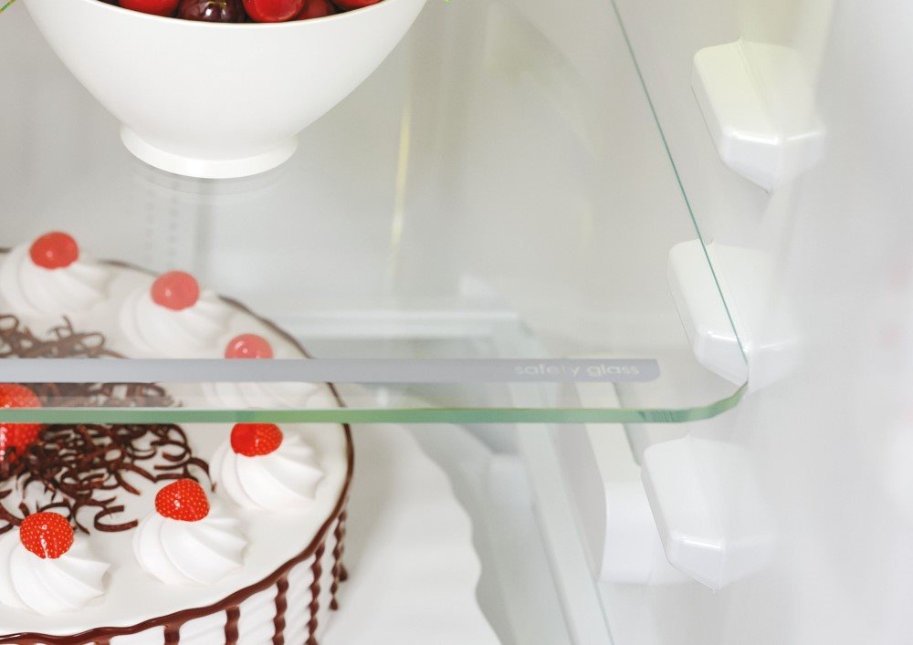 Beépíthető hűtőszekrény CANDY CBT5518EW