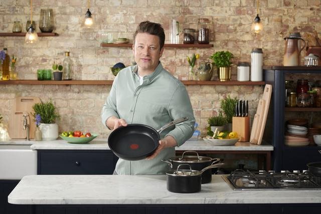 Tefal Jamie Oliver Home Cook E0147555 lábas fedővel,
