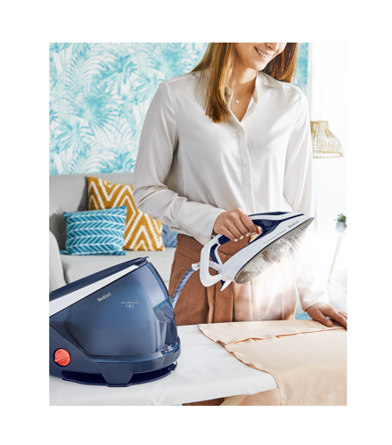  Tefal GV9221E0 Pro Express Protect gőzállomás