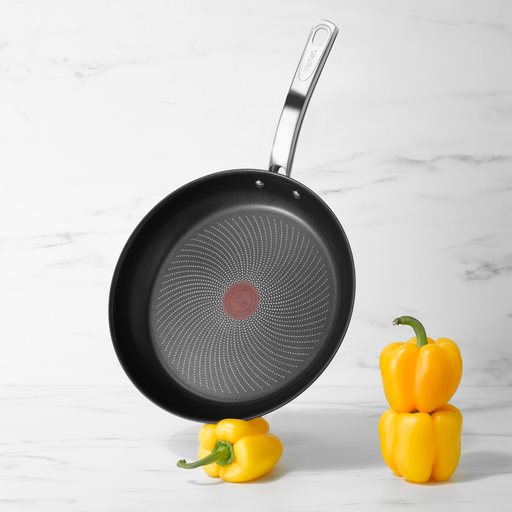 Tefal serpenyő készlet 20 és 26 cm-es Intuition B817S255 2 darab