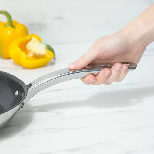 Tefal serpenyő készlet 20 és 26 cm-es Intuition B817S255 2 darab