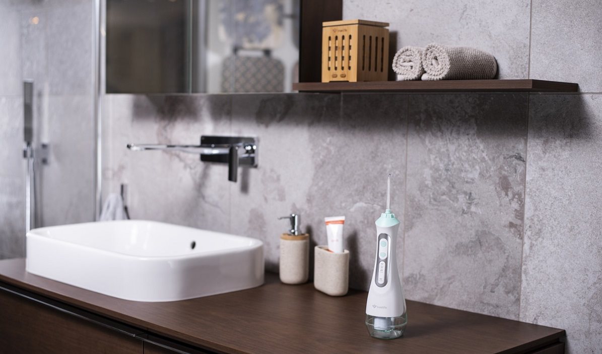 Elektromos szájzuhany TrueLife AquaFloss Lite Elektromos szájzuhany TrueLife AquaFloss Lite