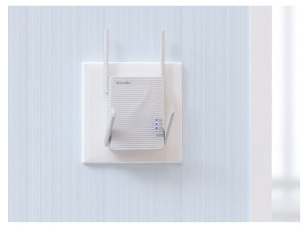 Tenda A21 Wireless AC2100 Range Extender