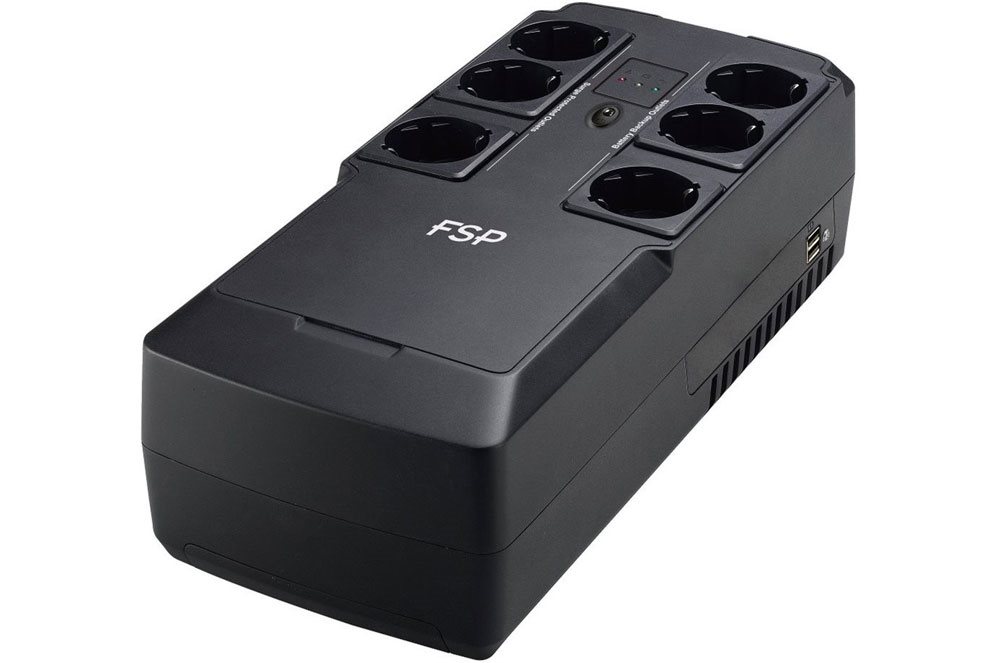 FSP Fortron NanoFit 800 (Schuko) szünetmentes tápegység