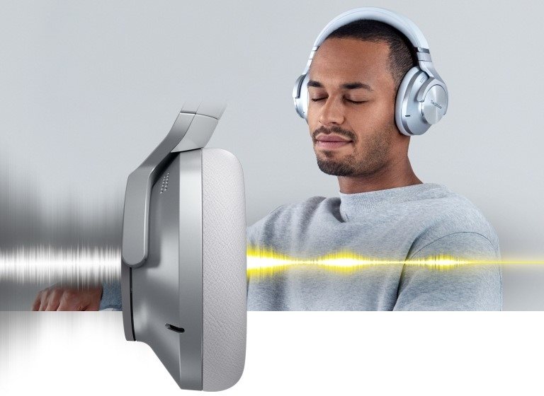Vezeték nélküli fejhallgató Technics EAH-A800E-S mikrofonnal
