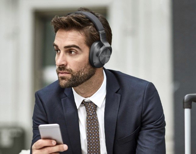 Vezeték nélküli fejhallgató Technics EAH-A800E-S mikrofonnal