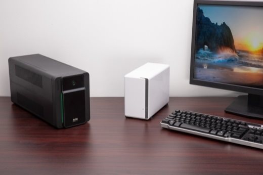 APC Easy-UPS BV 1000 (Schuko) szünetmentes tápegység 