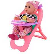 Pisilő baba hanggal, etetőszékkel - Játékbaba