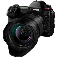Panasonic LUMIX DC-S1R + Lumix S PRO 24-105 mm f/4 MACRO O.I.S. - Digitális fényképezőgép