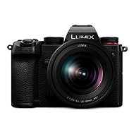 Panasonic Lumix DC-S5 + Lumix S 20-60 mm f/3,5-5,6 Macro O.I.S. - Digitális fényképezőgép