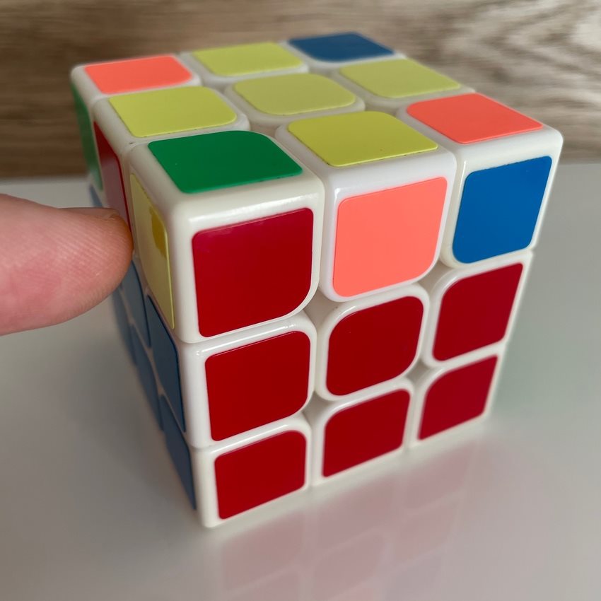 Rubik kocka kirakása