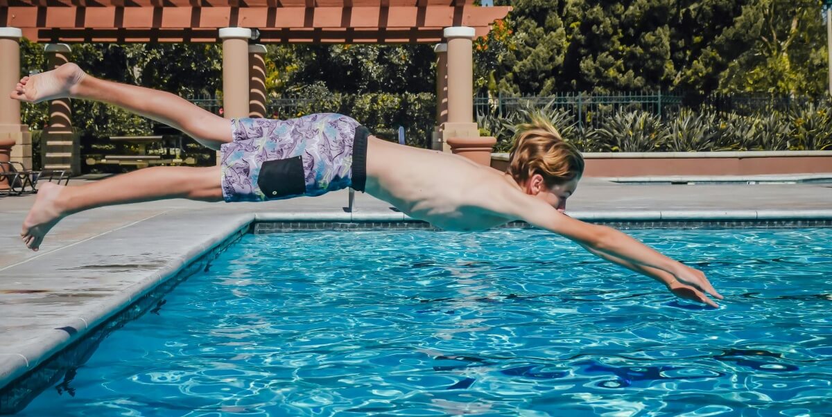 Medence karbantartása