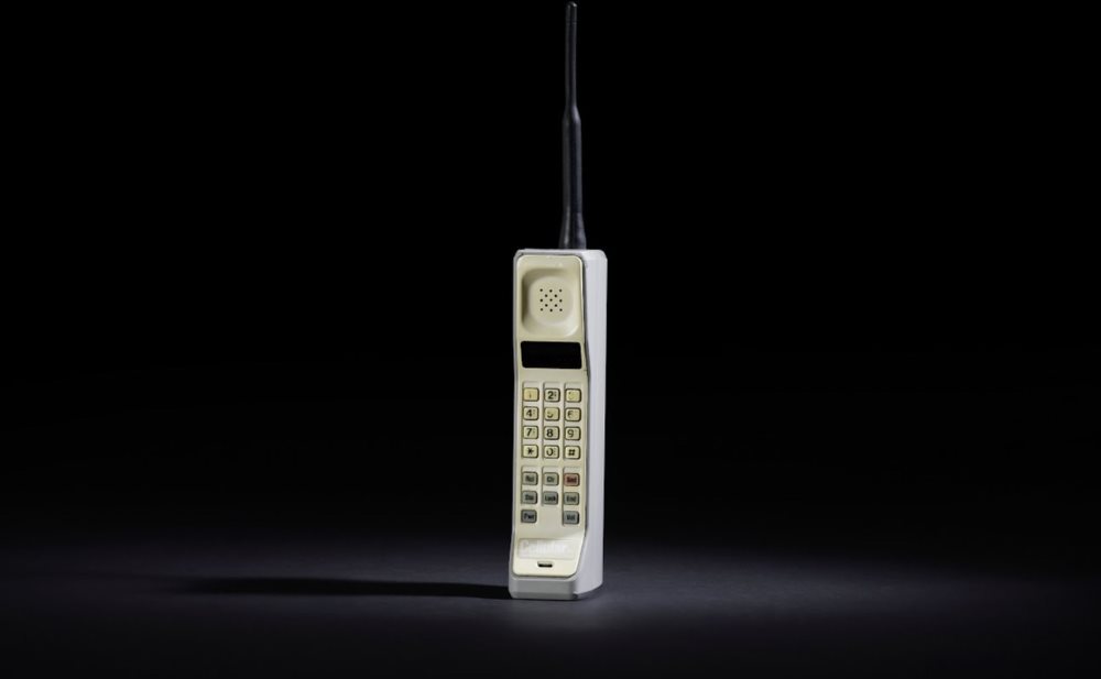 Mobiltelefon feltalálója - Motorola Dynatac, az első mobil
