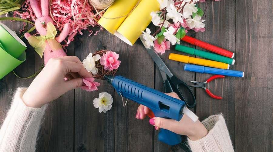 Ragasztópisztoly használata