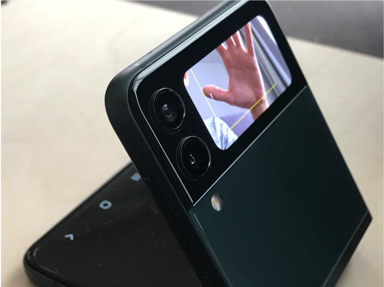 Samsung Galaxy Z Flip 3 - önkioldó