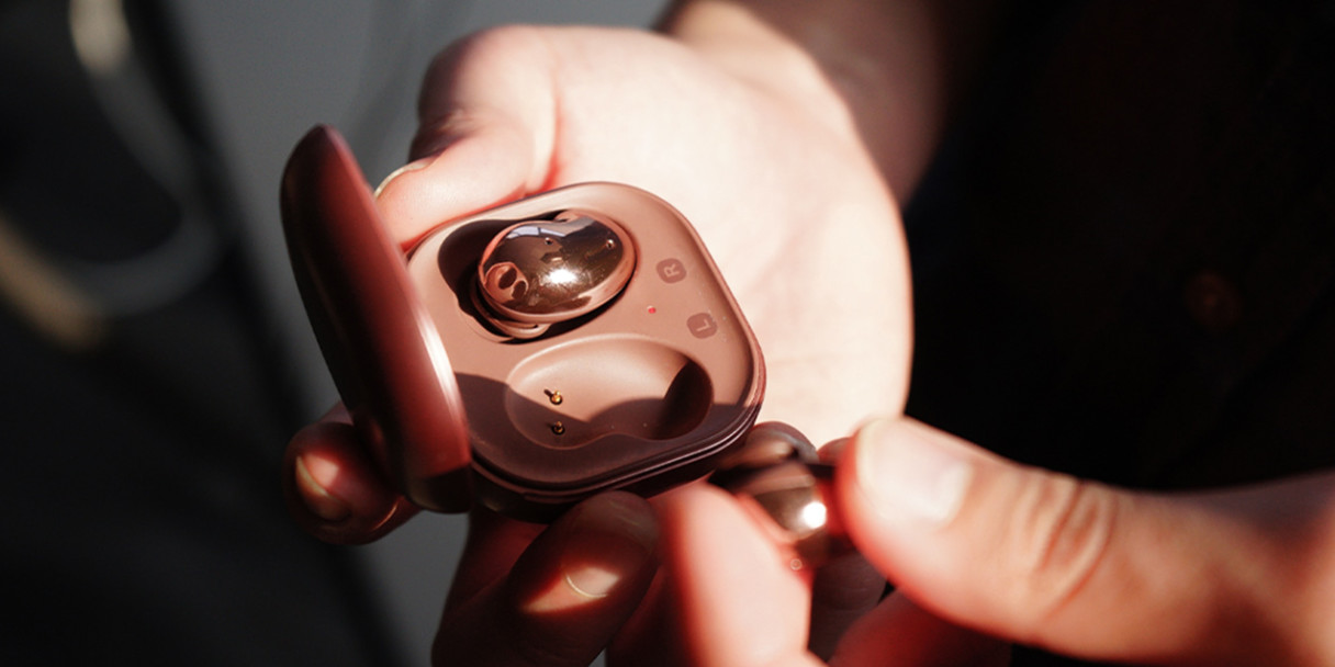 Vezeték nélküli fülhallgatók tisztítása