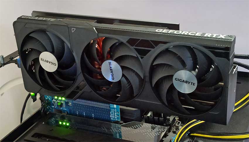 Gigabyte RTX 4070 Ti SUPER Windforce MAX OC 16G