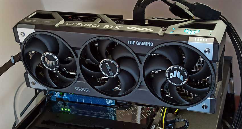 Asus TUF RTX 5080 O16G Gaming a tesztek során