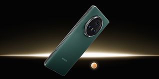 Honor Magic V3 (BEMUTATÓ): nagyszerű hajlítható telefon meglepő méretekkel és tömeggel