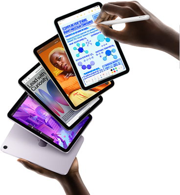 Öt iPad mini modell a felhasználó kezei között elrendezve. Az egyik modell úgy van elforgatva, hogy a hátsó kamera látható legyen, a többi négy pedig a kijelzővel előre. Az egyiken a felhasználó éppen jegyzeteket ír az Apple Pencil Pro-val.